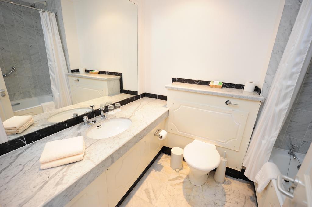 Butler Arms 4*
